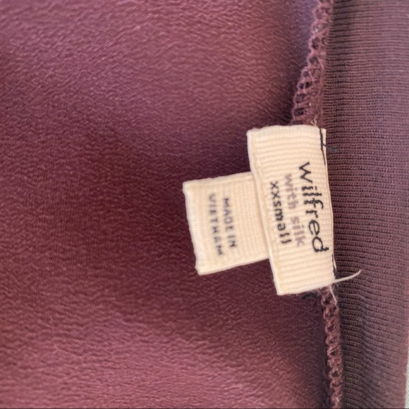 Wilfred Aritzia 100% Silk Front Open Slit Back Long Sleeve Blouse - Picture 4 of 6